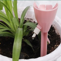 Đầu tưới nhỏ giọt tự động gắn chai nước